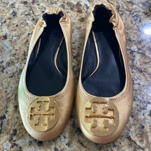 Tory burch gold ballerina flats, size 8